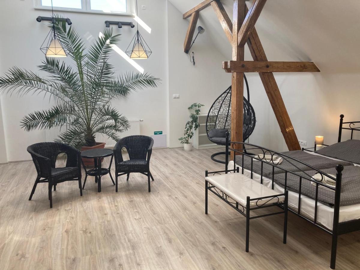 Apartmany Pod Radhostem Rožnov pod Radhoštěm Extérieur photo