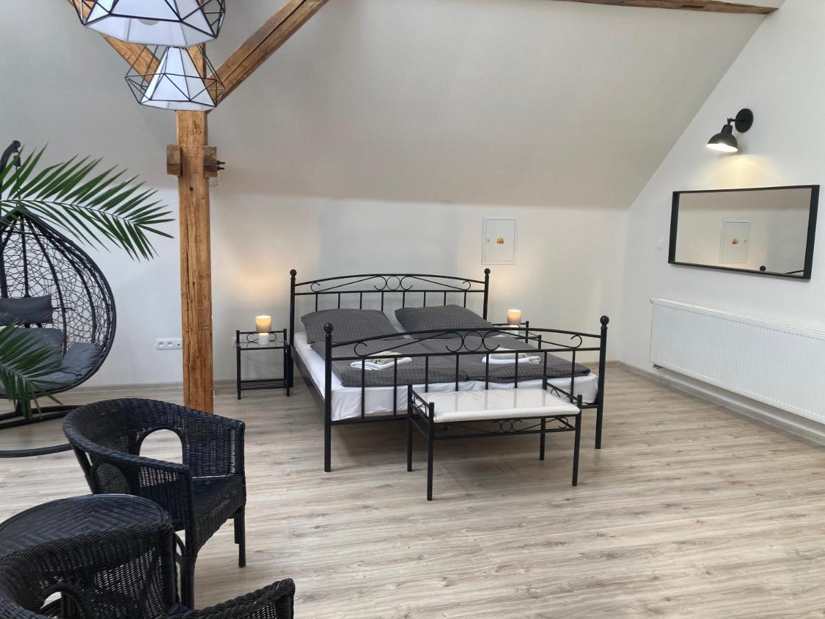 Apartmany Pod Radhostem Rožnov pod Radhoštěm Extérieur photo